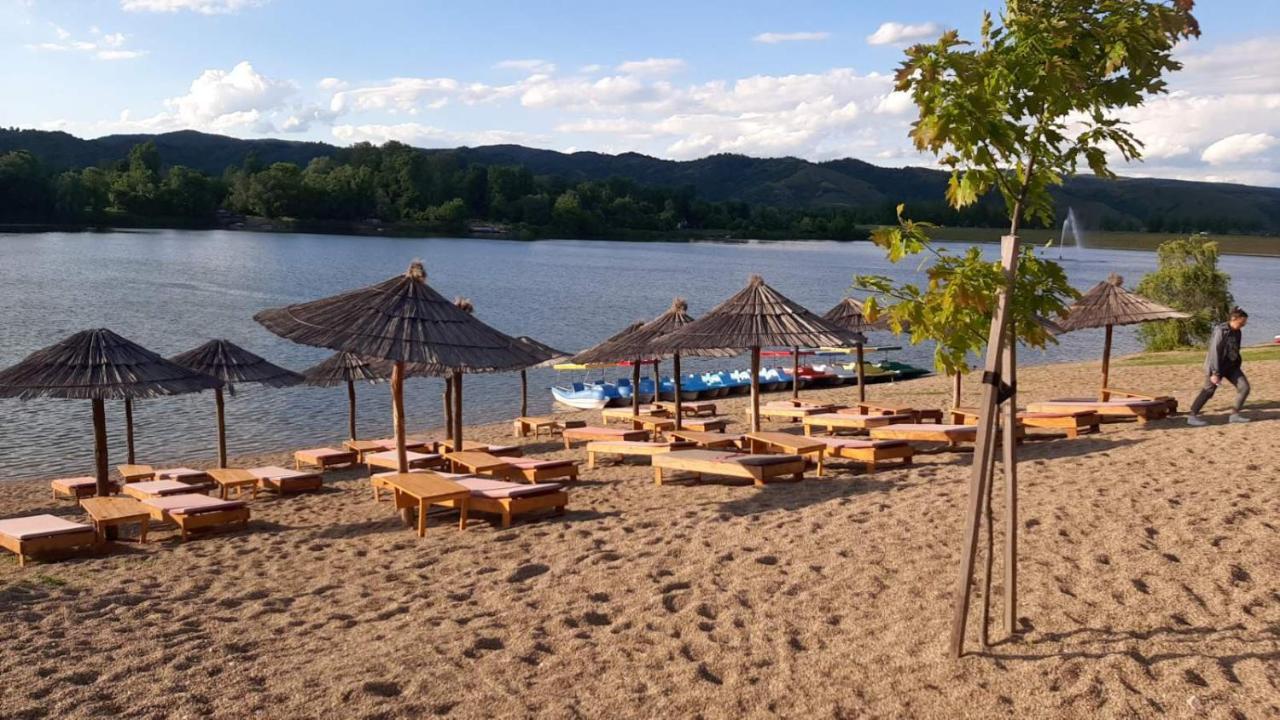 Apartmani K&V Veliko Gradište Exteriör bild