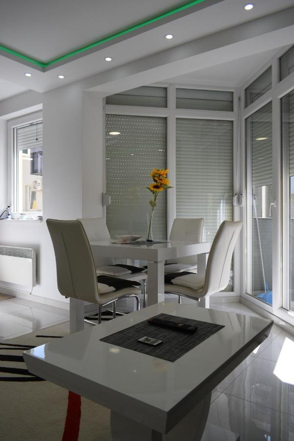Apartmani K&V Veliko Gradište Exteriör bild