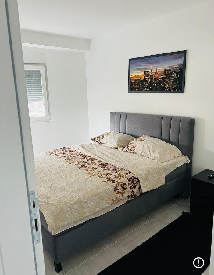 Apartmani K&V Veliko Gradište Exteriör bild
